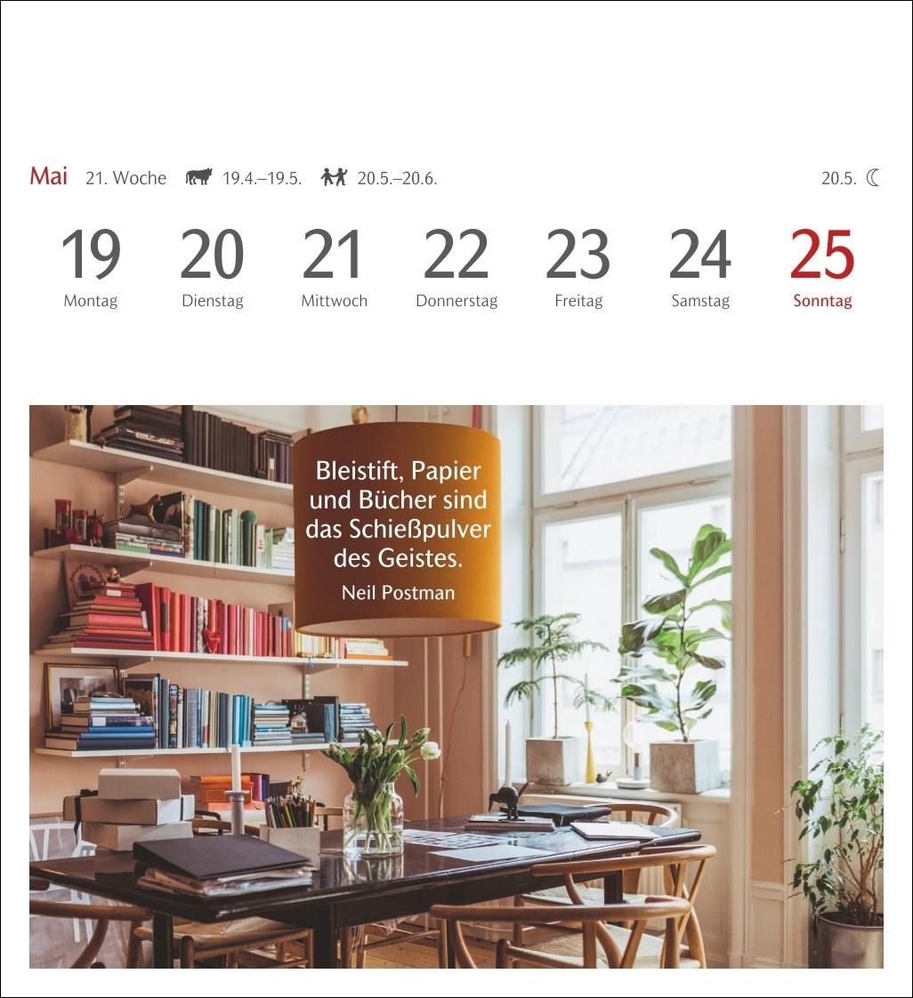 Die Welt der Bücher Postkartenkalender 2025 - Wochenkalender mit 53 Literaturpostkarten