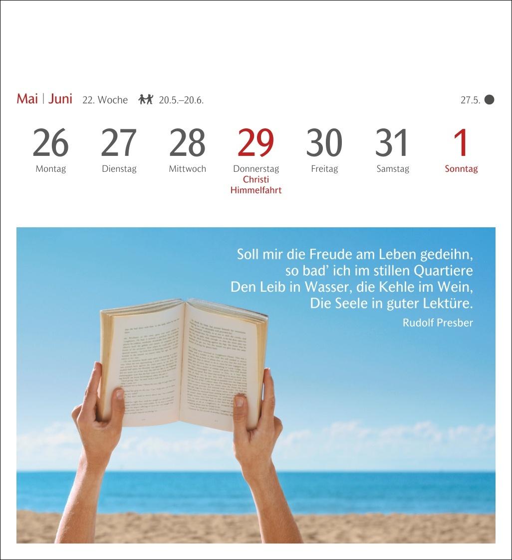 Die Welt der Bücher Postkartenkalender 2025 - Wochenkalender mit 53 Literaturpostkarten