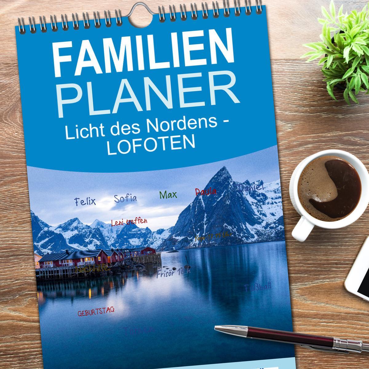 Familienplaner 2025 - Licht des Nordens - LOFOTEN mit 5 Spalten (Wandkalender, 21 x 45 cm) CALVENDO