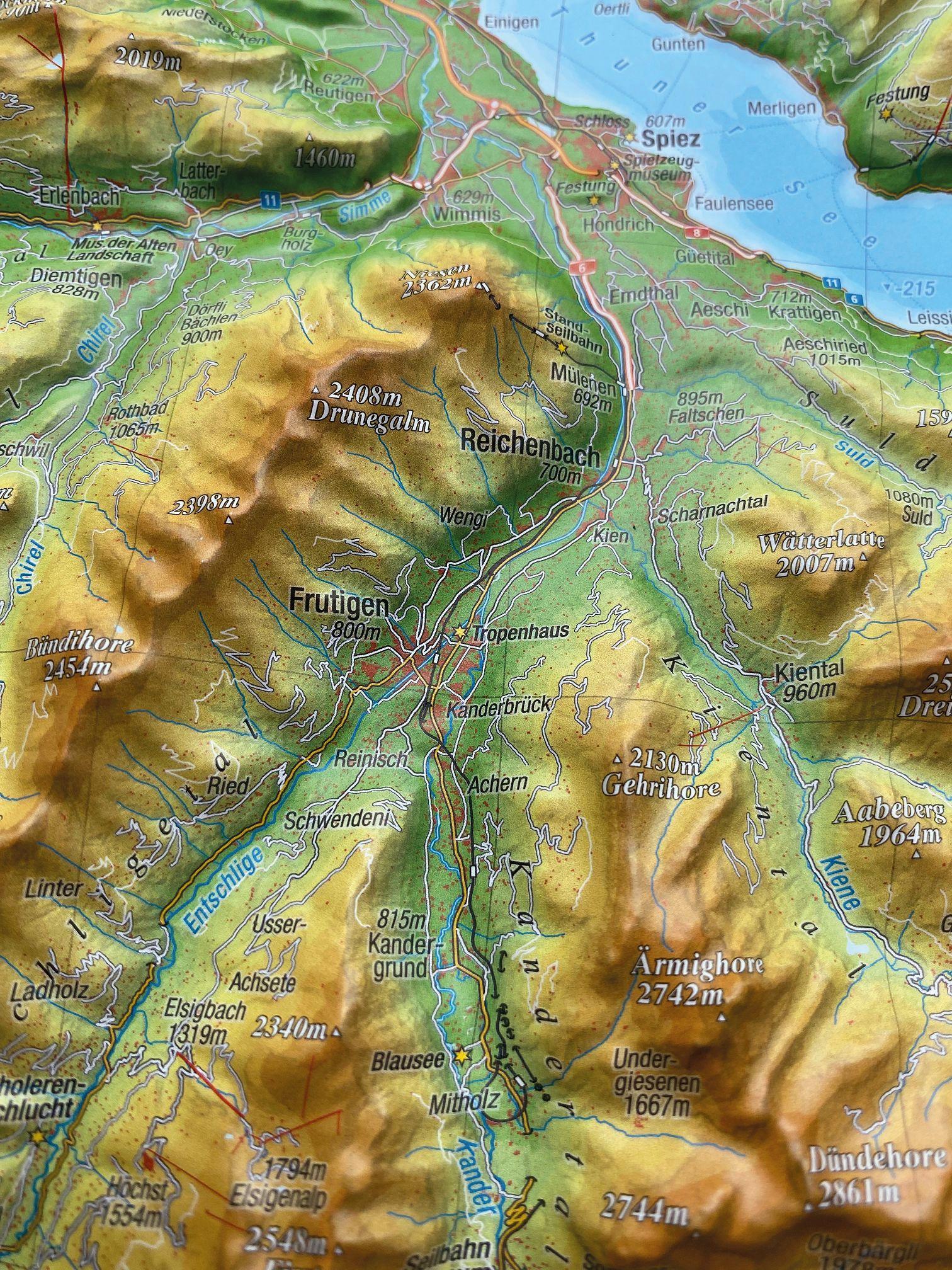 Relief Berner Oberland klein 1:200.000